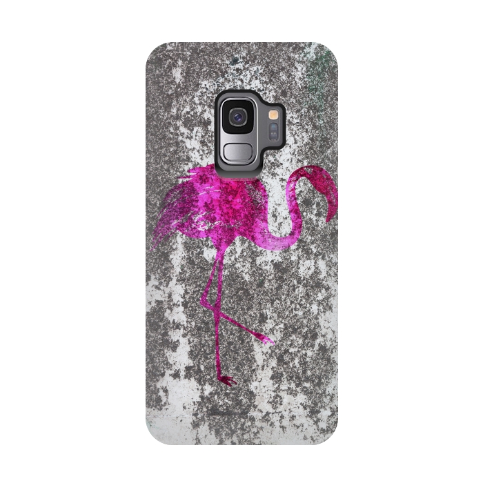 Galaxy S9 StrongFit Pink Flamingo Bird On Grunge Wall by Andrea Haase