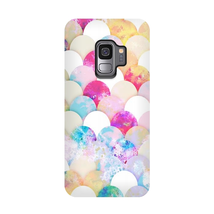 Galaxy S9 StrongFit Colorful watercolor splattered seashells pattern by Oana 