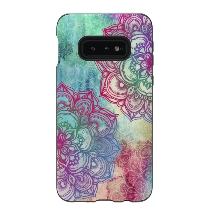Galaxy S10e StrongFit Round and Round the Rainbow por Micklyn Le Feuvre