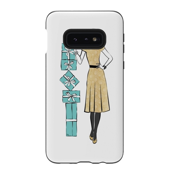 Galaxy S10e StrongFit Attractive young Woman with gifts by Martina