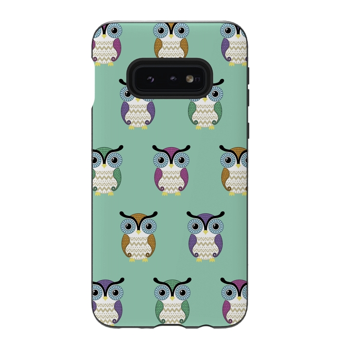 Galaxy S10e StrongFit owl pattern by Laura Nagel