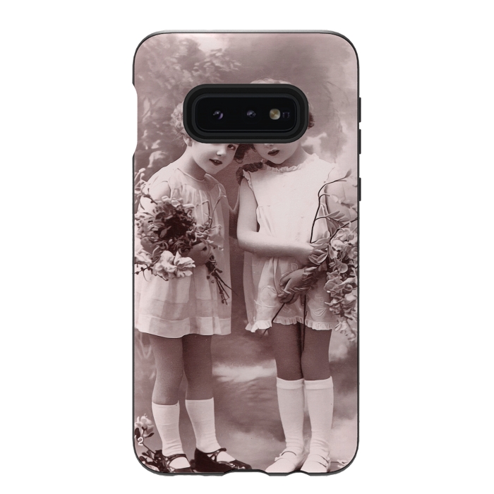 Galaxy S10e StrongFit Cute Retro Girls With Flowers by Andrea Haase