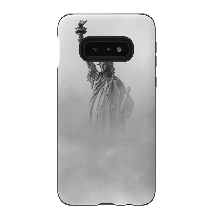 Galaxy S10e StrongFit Statue Of Liberty Black And White by Andrea Haase