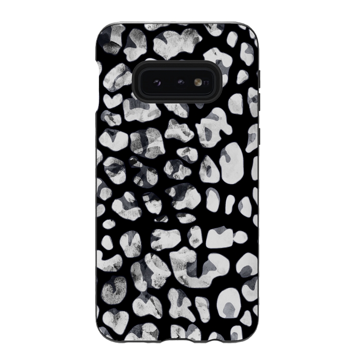 Galaxy S10e StrongFit Black and white animal print leopard spots by Oana 