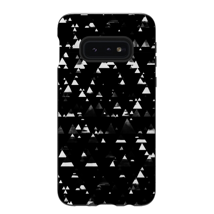Galaxy S10e StrongFit Black and white graphic triangles pattern by Oana 
