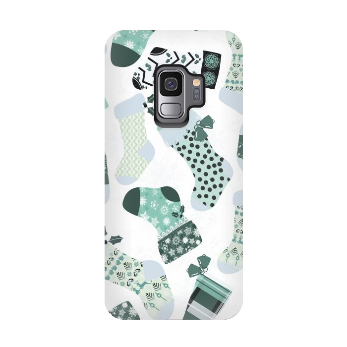 Galaxy S9 StrongFit Christmas Stockings in Green and White by Paula Ohreen