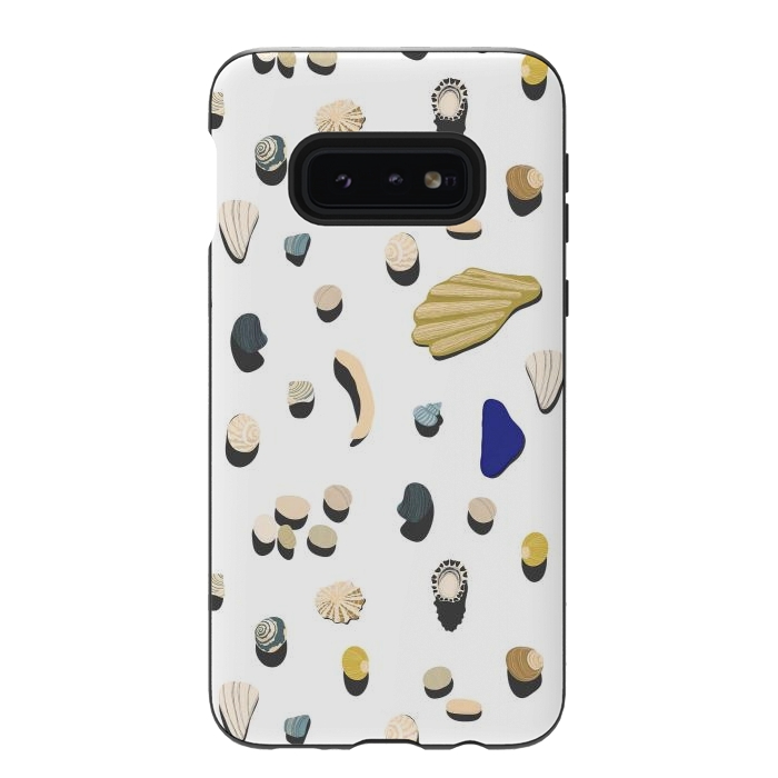 Galaxy S10e StrongFit Beachcombing by Nic Squirrell