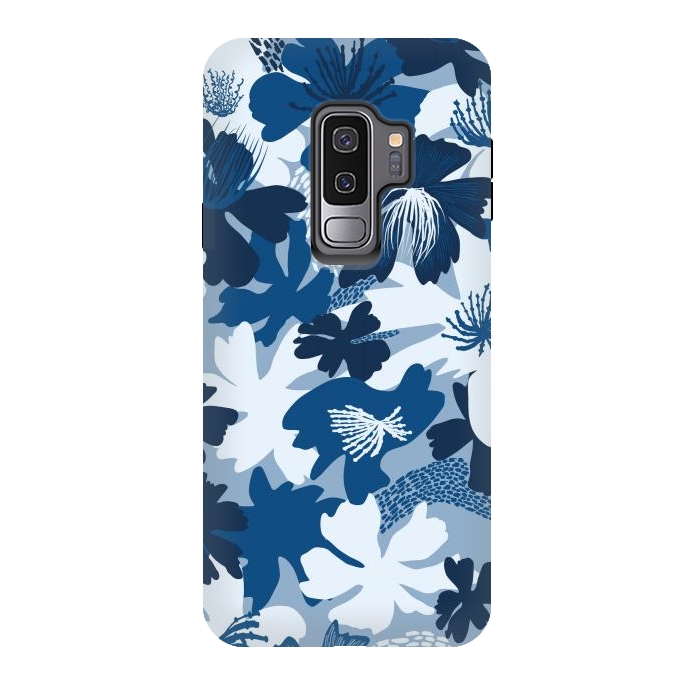 Galaxy S9 plus StrongFit Barely blue by Nina Leth