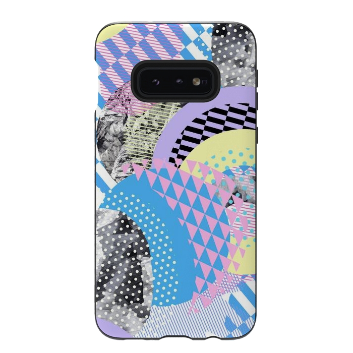 Galaxy S10e StrongFit Multicoloured playful pop-art collage by Oana 