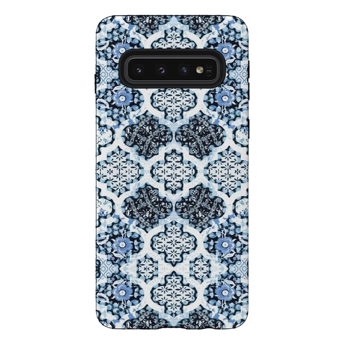 Galaxy S10 StrongFit Blue white Moroccan decorative mosaic by Oana 