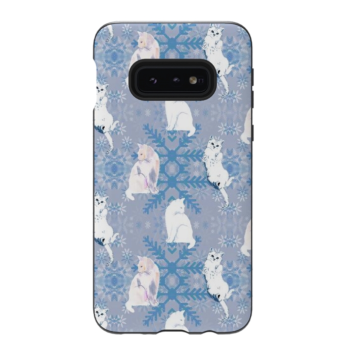 Galaxy S10e StrongFit Cute white cats and blue Christmas snowflakes by Oana 