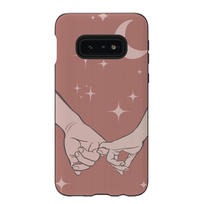 Galaxy S10e StrongFit Minimal aesthetic couple holding hands on starry sky - valentine's day by Oana 