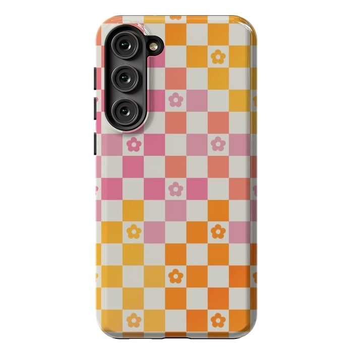 Galaxy S23 Plus StrongFit Retro checks and daisy flowers - 70s gradient checkered pattern by Oana 